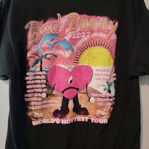 Bad Bunny Tour Shirt 2022 Size L - Picture 3 of 5